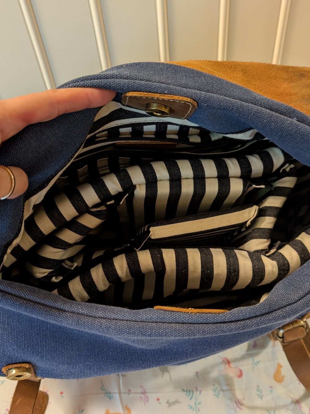 House Of Flynn (Hof) - Wandering Gypsy Tote - Sailor Blue - Padded Camera Bag View 3